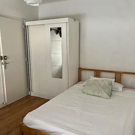 Habitacion Economica Apartment Figueres  Ngoại thất bức ảnh